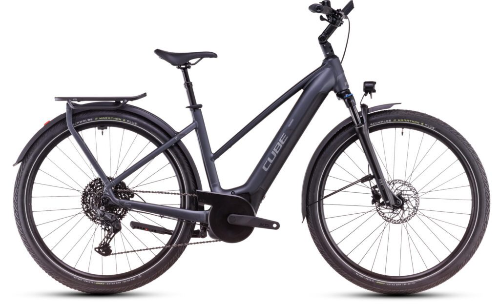 cube touring hybrid pro 625