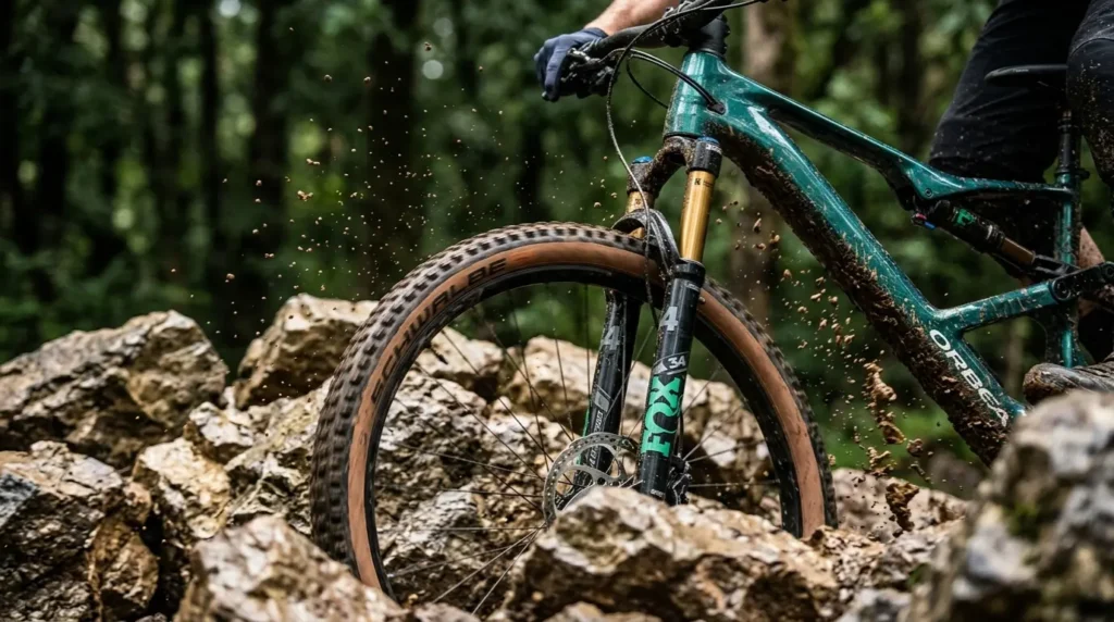 passage rocheux déclicat en vtt Électrique tout suspendu orbea rise sl