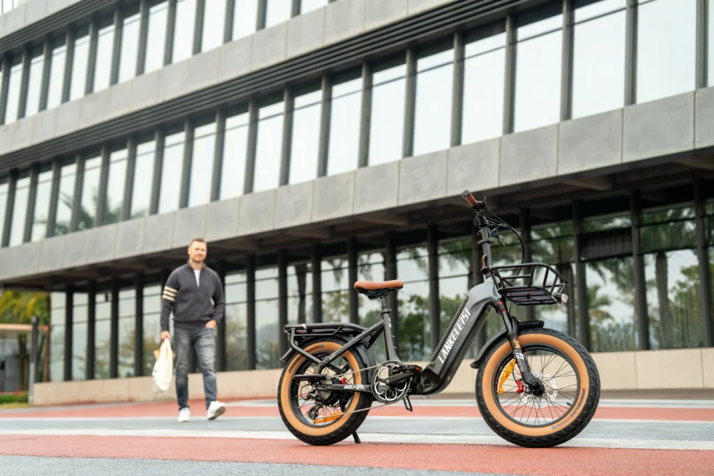 fatbike lankeleisi golf x sur béquille